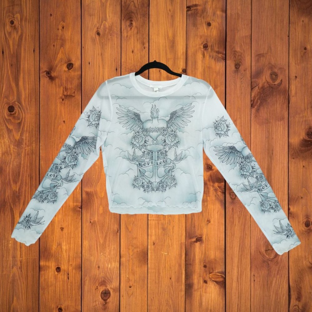 Full Tilt Juniors Shirt Top XXL White Long Sleeve - Heart with‎ wings print